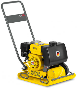 Виброплита Wacker Neuson MP-15 в прокат в Грозном. У нас лучшая цена за сутки! Возможность взять в аренду с выгодной скидкой до 40% при экспресс доставке 24/7. И помните, ночью стоимость еще дешевле на 30%! #арендапрокат #виброплита #выгодно